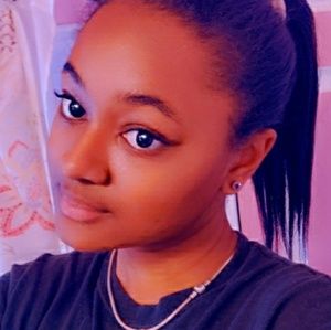 Meet your Posher, Linay